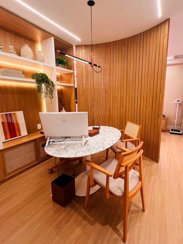 Consultório do Dr. Cesar Pozzobon na Barra da Tijuca — ambiente 5